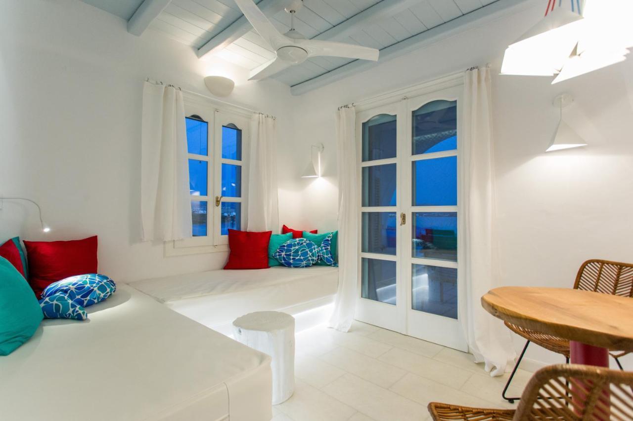 Naxian Riviera Exclusive Seafront Suites, Junior Suite 阿吉奥斯普罗科皮奥斯 外观 照片