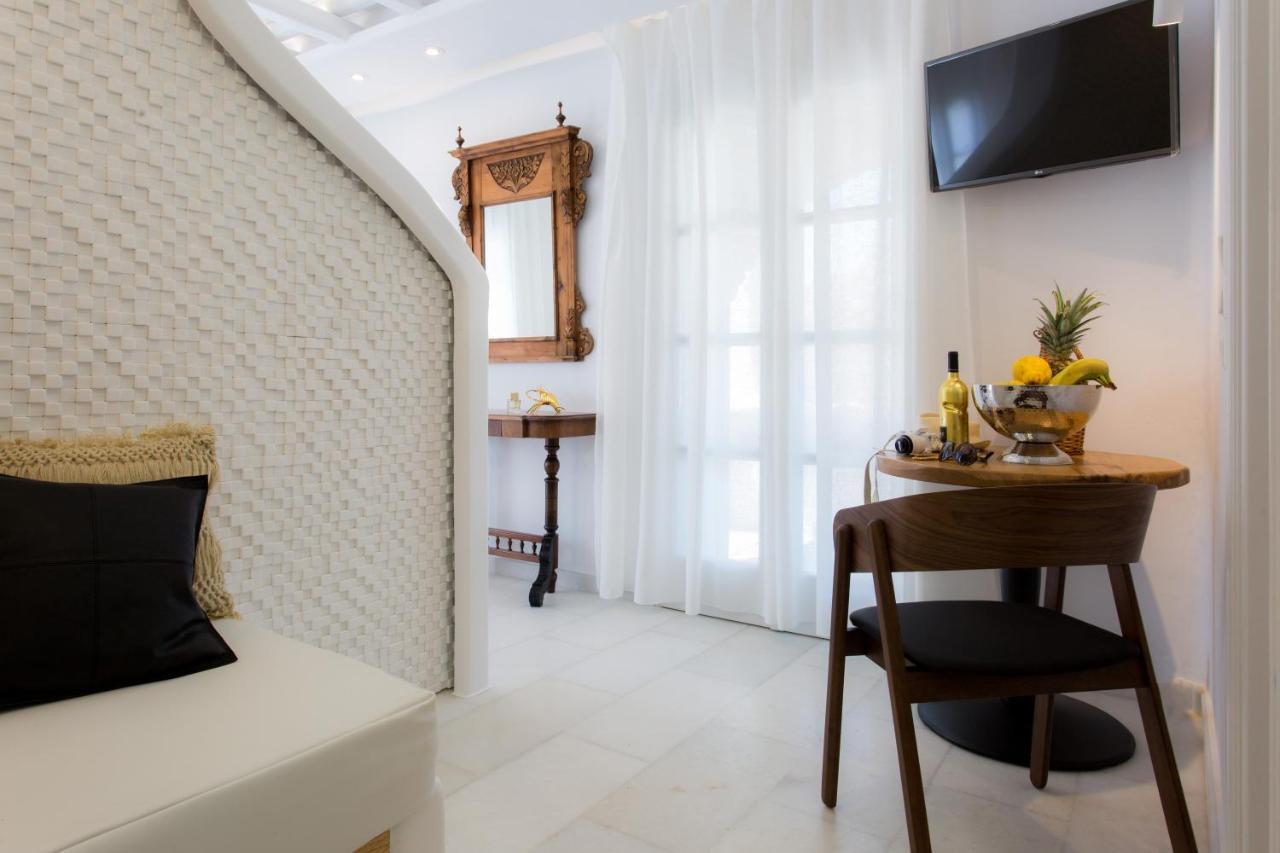Naxian Riviera Exclusive Seafront Suites, Junior Suite 阿吉奥斯普罗科皮奥斯 外观 照片