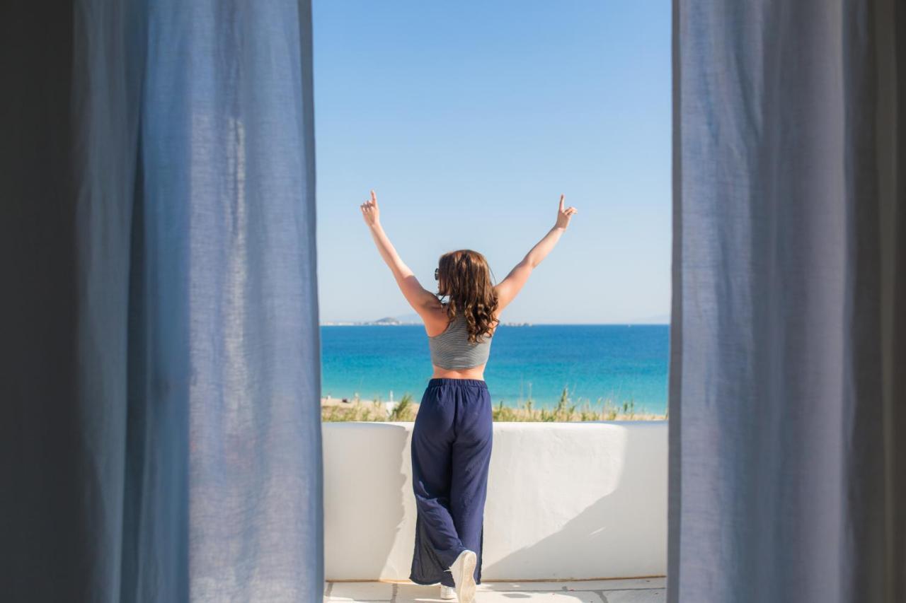 Naxian Riviera Exclusive Seafront Suites, Junior Suite 阿吉奥斯普罗科皮奥斯 外观 照片